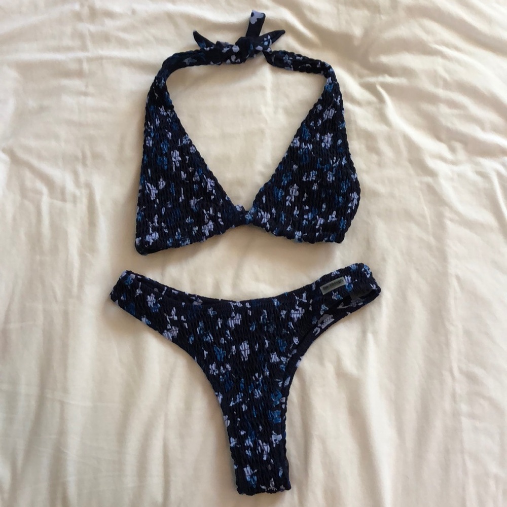Blackbough bikini (brand new)